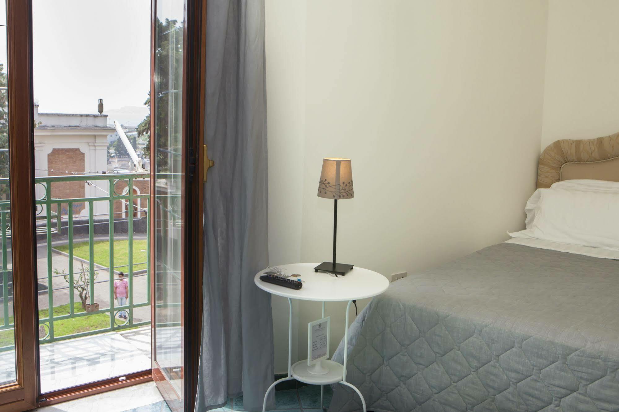 Hotel Herculaneum แอร์โกลาโน ภายนอก รูปภาพ