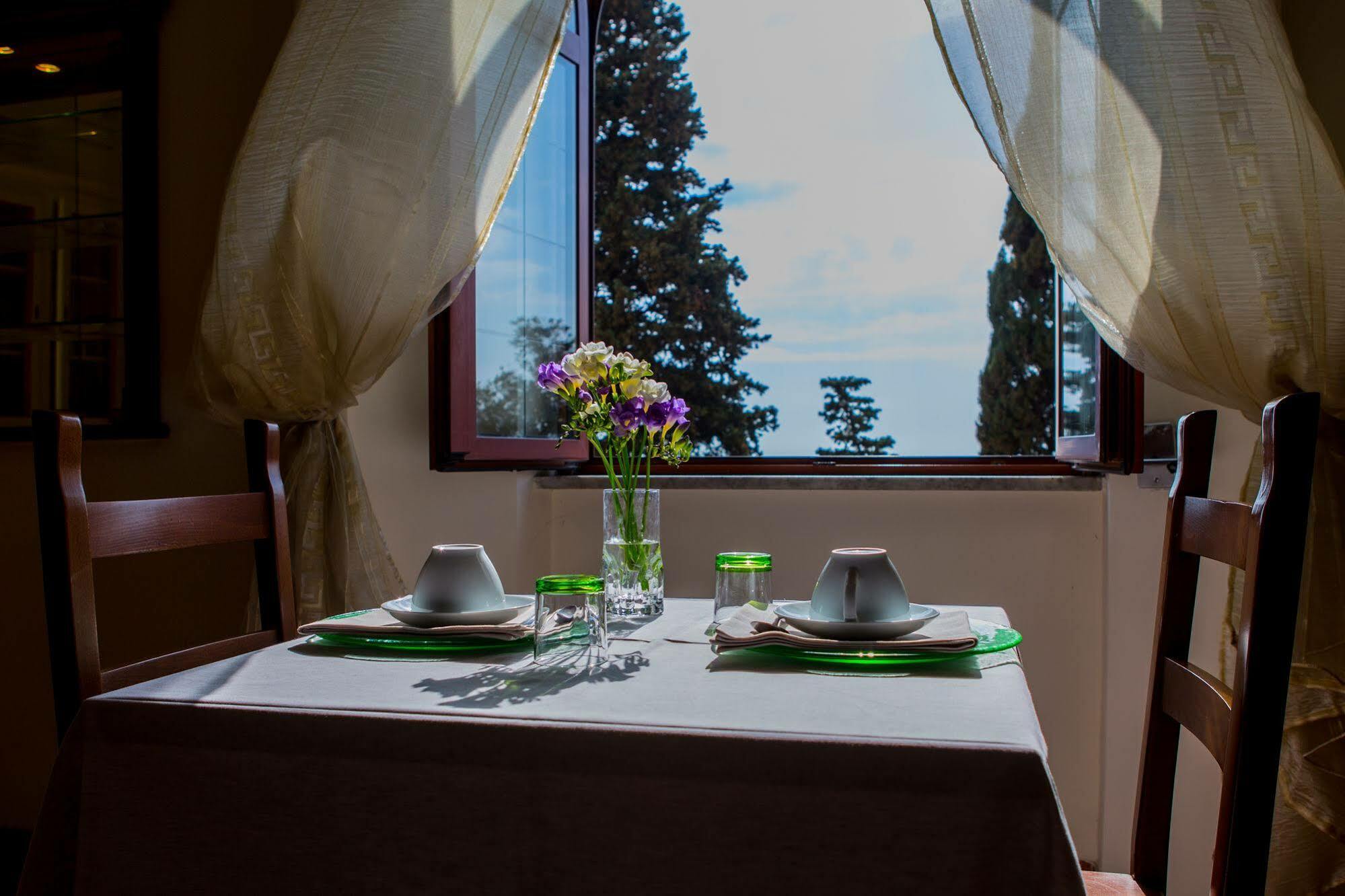 Hotel Herculaneum แอร์โกลาโน ภายนอก รูปภาพ